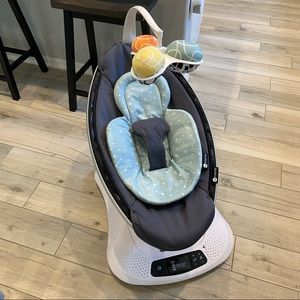 4moms mamaRoo4 Infant Seat Swing Dark Grey